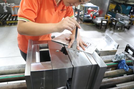 Basis Cetakan Logo Khusus Untuk Pembuatan Prototipe Mesin CNC ISO9001