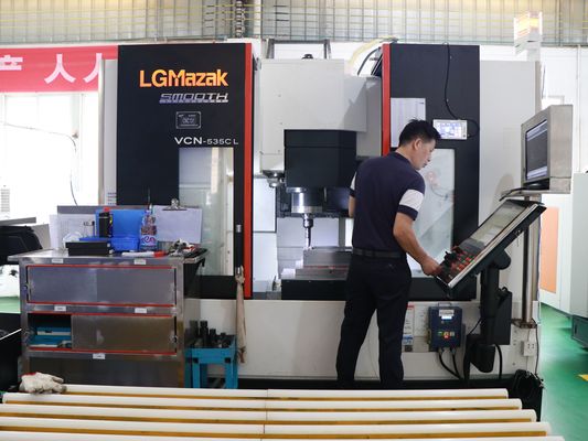 Steel ASTM 1050 Plastic Mould Base Bentuk Standar untuk Penggunaan Industri